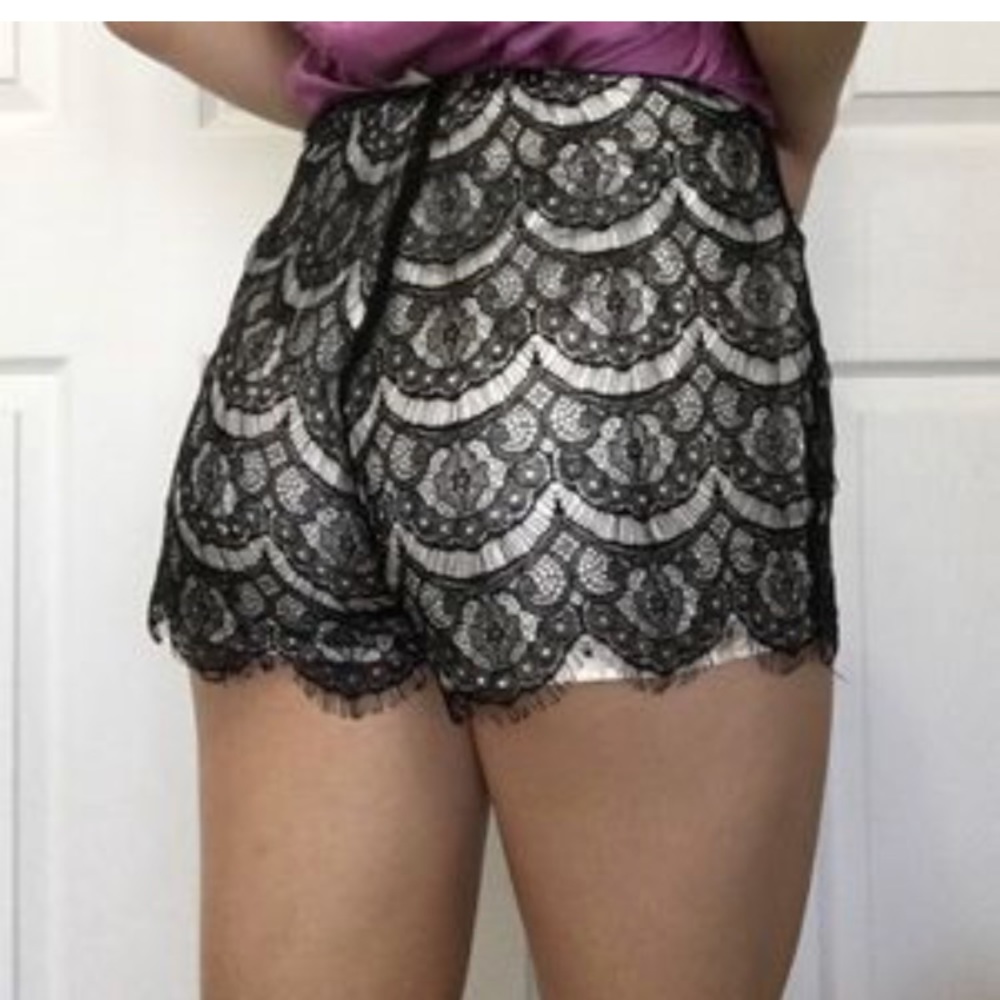 Lush black lace shorts size small NWT - Picture 2 of 8